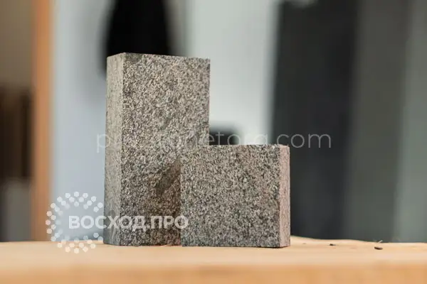 Кольский гранит Шонгуй полнопиленая и пилено-колотая брусчатка