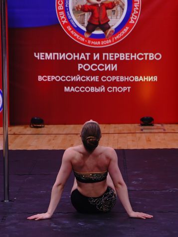 Атмосфера Pole Dance Sport в студии Manifest, Одинцово
