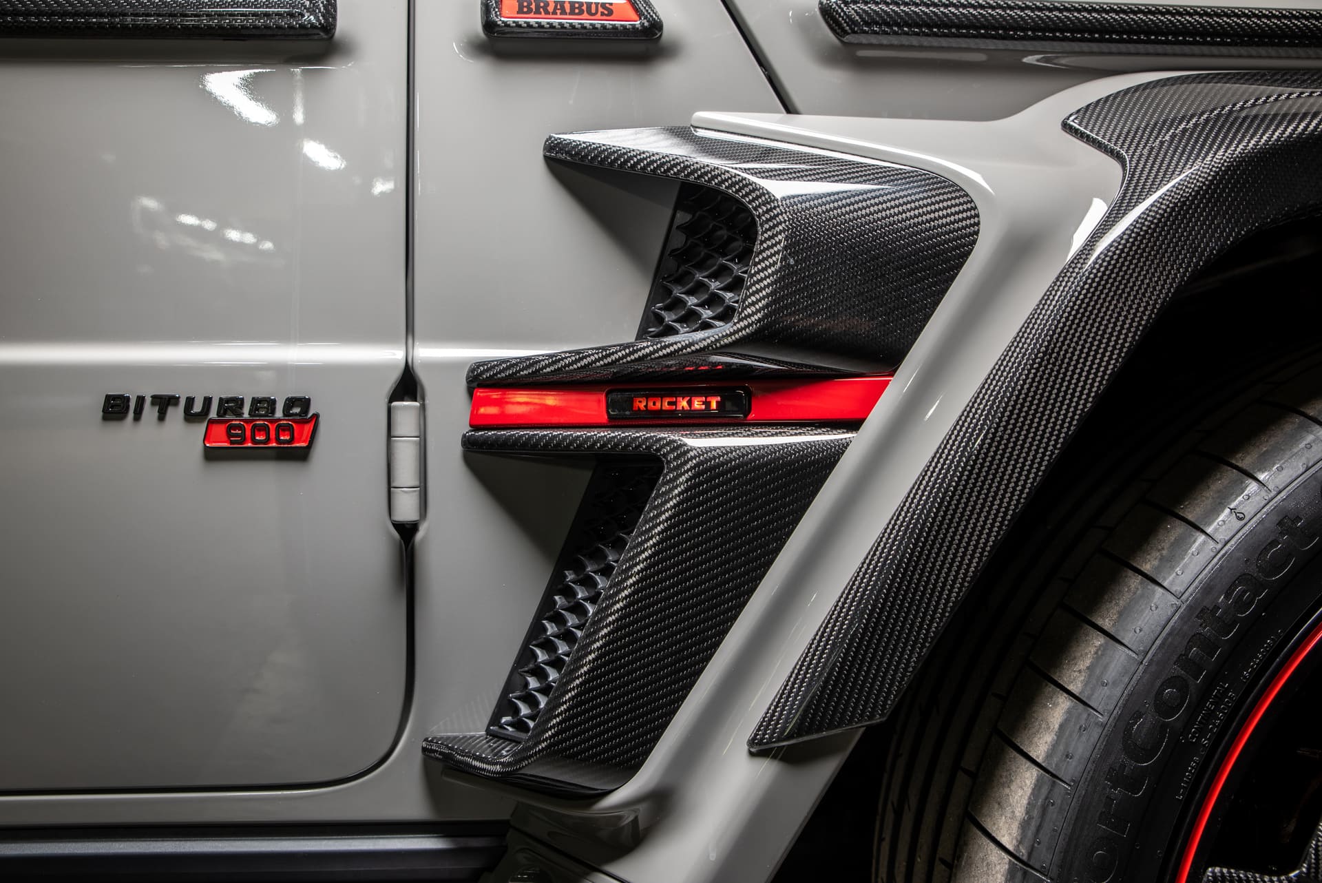 Mercedes-Benz G-Class с интерьером в стиле Brabus Rocket Edition