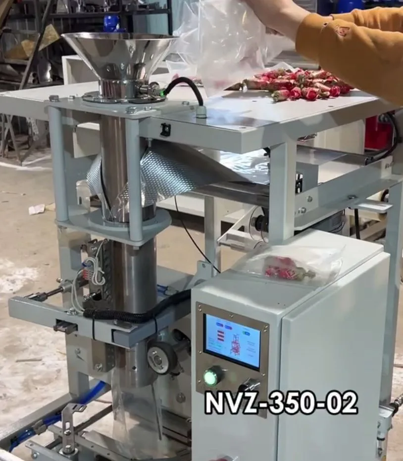 Фасовочный аппарат NVZ-350-02 на производстве